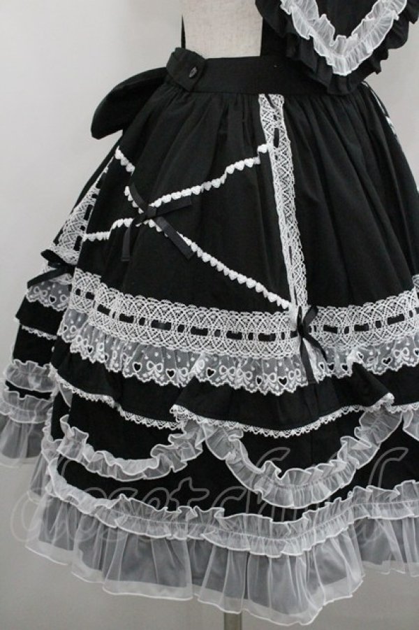 画像4: Angelic Pretty / Heart胸あて付スカート  黒ｘ白 I-26-01-29-090-AP-SK-SA-ZI (4)