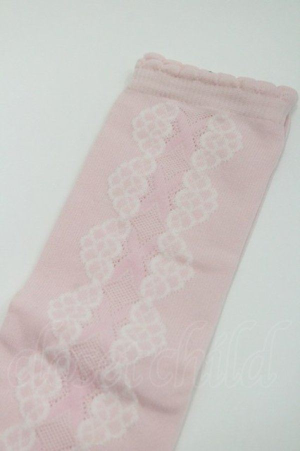 画像2: Angelic Pretty / Trio Ribbonオーバーニーソックス  ピンク I-26-01-29-107-AP-ZA-SA-ZI (2)