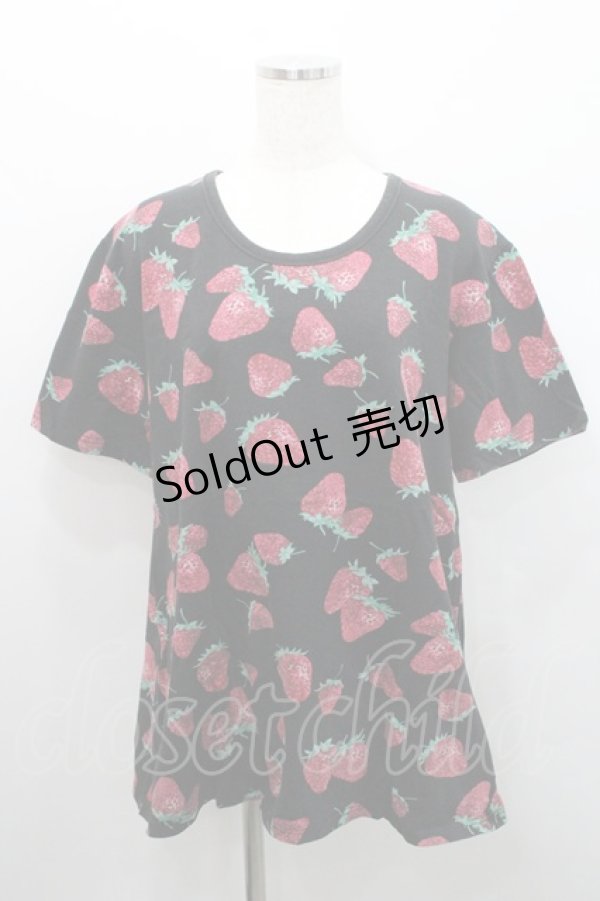 画像1: yaponskii / 苺総柄Tシャツ  黒 I-26-01-29-012-PU-TS-TE-ZI (1)