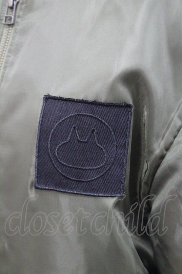 画像4: MINT NeKO / 胸元ワッペンMA-1 S カーキ I-26-01-29-017-HN-JA-TE-ZI (4)