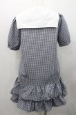 画像2: Fi.n.t / ローウエストセーラーチェックシャツワンピース  黒Ｘ白 I-26-01-31-051-CA-OP-SA-ZI (2)