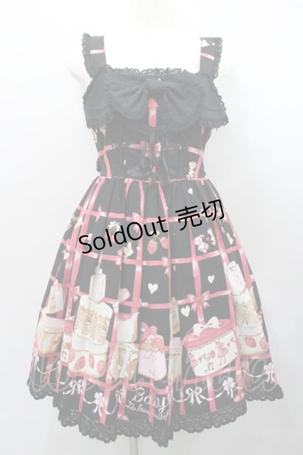 画像1: BABY,THE STARS SHINE BRIGHT / Love ring Present Box柄パティージャンパースカート  黒 I-26-01-31-060-BA-OP-SA-ZI (1)