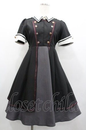 画像: Amavel / レイヤードミリタリーワンピース  黒Ｘボルドー I-26-02-01-043-CA-OP-SA-ZI