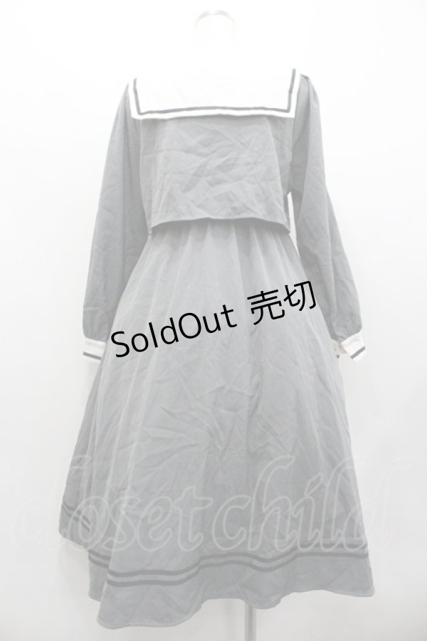 画像2: Amavel / Crown Emblem Setup風セーラーワンピース  グレーＸ白Ｘ黒 I-26-02-01-046-CA-OP-SA-ZI (2)