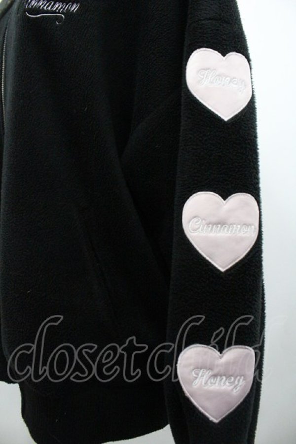 画像4: Honey Cinnamon / うさぎさん&ハートワッペンボアブルゾン  黒Ｘ白Ｘピンク I-26-02-01-069-LO-JA-SA-ZI (4)