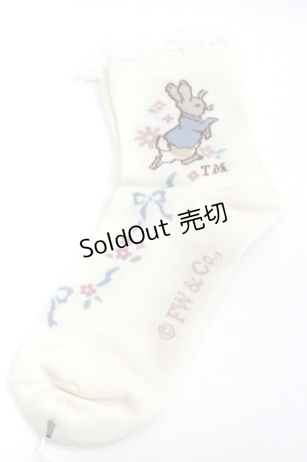 画像1: Innocent World / ピーターラビット  クルー丈ソックス  キナリ×サックス I-26-02-01-117-IW-ZA-SA-ZI (1)