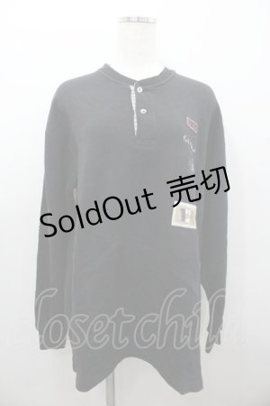 画像: Karl Helmut / ロゴpt&ワッペンプルオーバー M ブラック I-26-02-06-032-EL-TO-SA-ZI