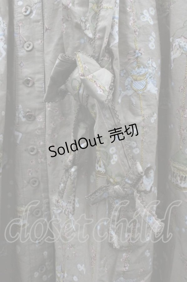 画像4: PINK HOUSE / メリーゴウランドプリントノースリーブワンピース  モカ I-26-02-06-079-LO-OP-SA-ZI (4)