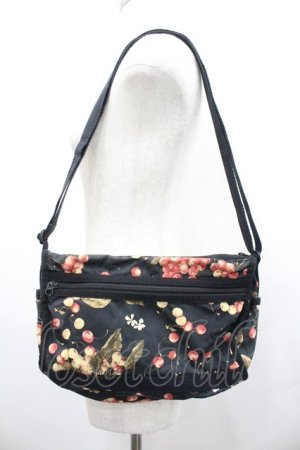 画像: PINK HOUSE / さくらんぼプリントショルダーバッグ  黒Ｘ赤 I-26-02-06-104-LO-BG-SA-ZI