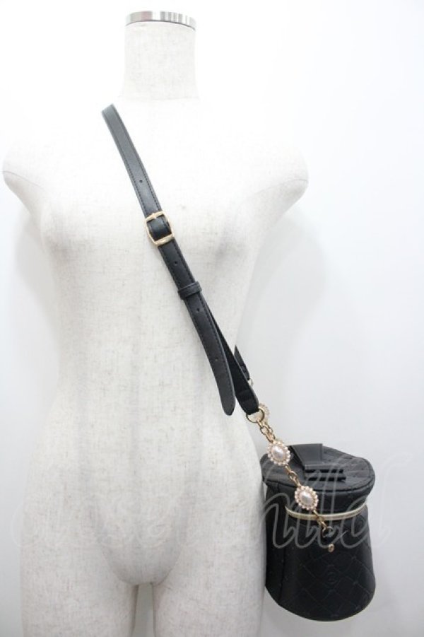 画像2: Amavel / Dreamy Ribbon Wrapping バニティバッグ  ブラック I-26-02-06-123-CA-BG-SA-ZI (2)