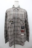 画像1: Karl Helmut / チェック&ワッペン長袖シャツ  ブラウン I-26-02-06-030-EL-BL-SA-ZI (1)