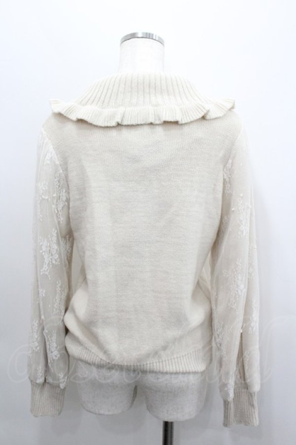 画像3: axes femme / 釦付き袖レースニットプルオーバー  ベージュ I-26-02-08-039-AX-TO-HR-ZI (3)