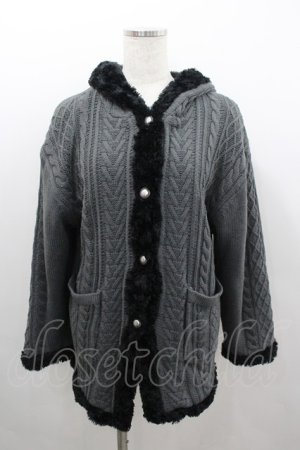 画像: axes femme / ニット&ボアリバーシブルカーディガン  グレーＸ黒 I-26-02-08-045-AX-TO-SA-ZI