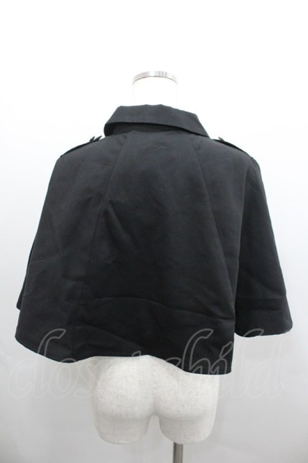 画像3: axes femme / チェーン付きダブル釦ケープ  黒 I-26-02-08-055-AX-JA-SA-ZI (3)