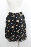 画像3: axes femme POETIQUE / フラワー刺繍ミニスカート  黒 I-26-02-08-113-AX-SK-SA-ZI (3)