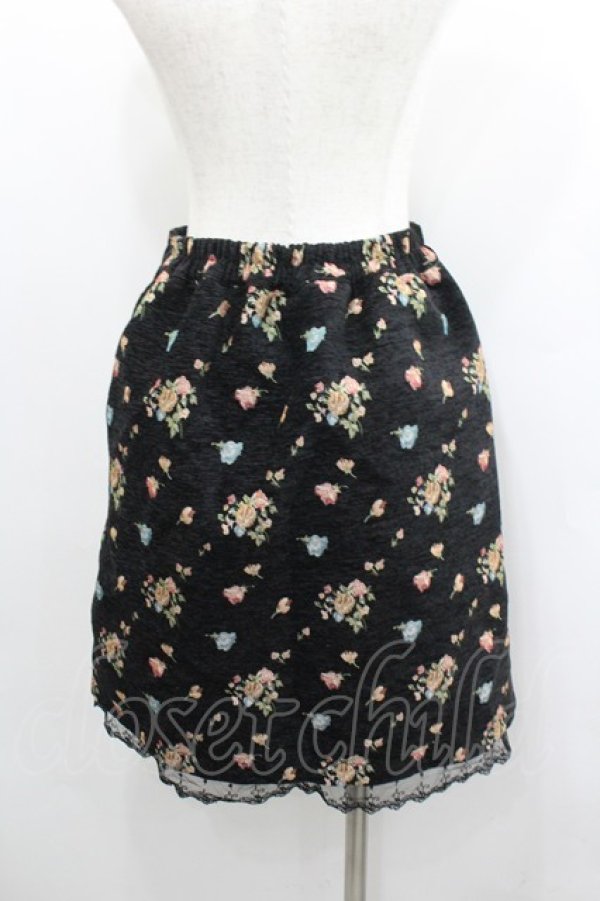 画像3: axes femme POETIQUE / フラワー刺繍ミニスカート  黒 I-26-02-08-113-AX-SK-SA-ZI (3)
