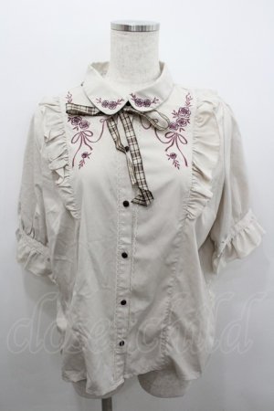 画像: axes femme / リボン付ローズ刺繍ブラウス  ベージュ I-26-02-08-019-AX-TO-SA-ZI