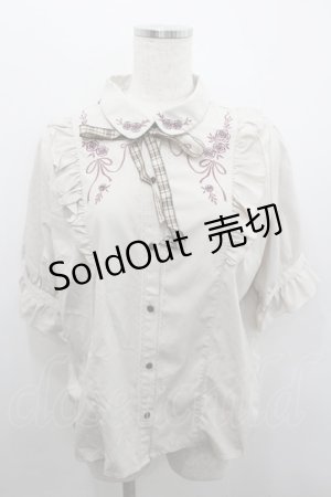 画像: axes femme / リボン付ローズ刺繍ブラウス  ベージュ I-26-02-08-019-AX-TO-SA-ZI