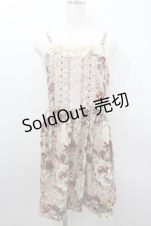 画像: axes femme / 薔薇プリント&胸元フラワーモチーフジャンパースカート  ピンク I-26-02-11-102-AX-OP-SA-ZI