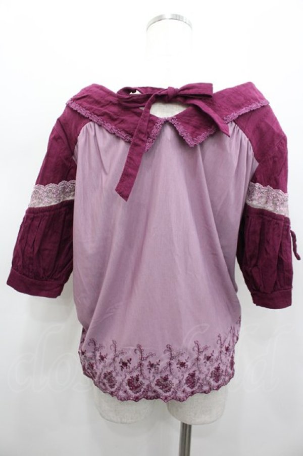 画像3: axes femme / 裾刺繍半袖トップス  パープル I-26-02-13-037-AX-TO-SA-ZI (3)