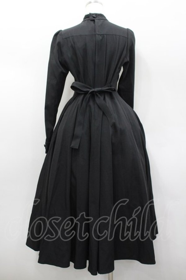 画像3: Stamp Albums / 蛇刺繍ハイネック長袖ワンピース S 黒Ｘ白 I-26-02-13-090-LO-OP-SA-ZI (3)