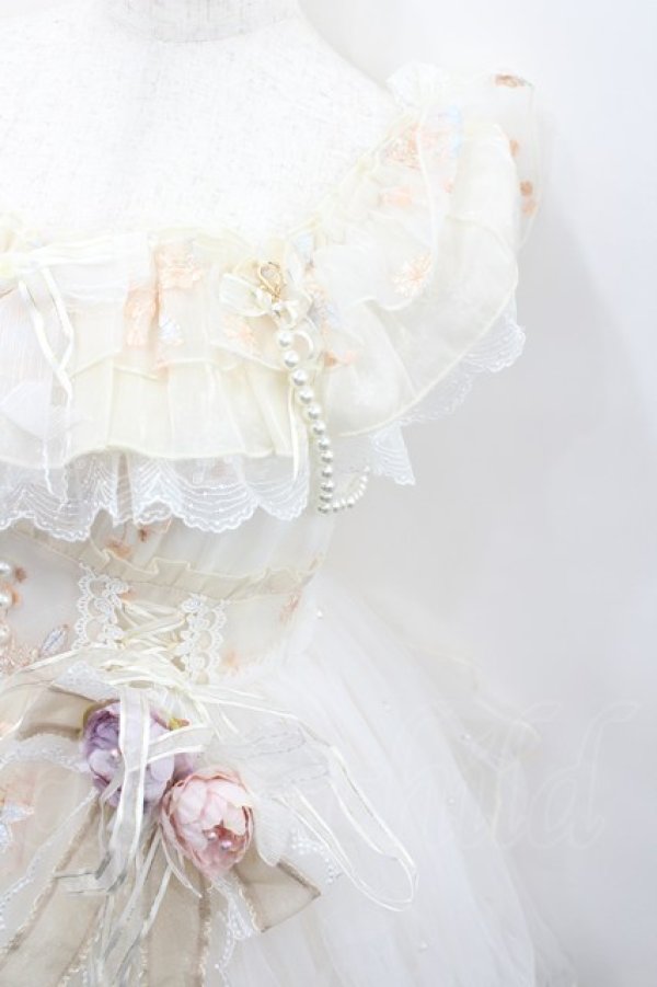 画像3: Stari Mas / フラワーブーケリボンブローチ付きジャンパースカート  白 I-26-02-13-091-LO-OP-SA-ZI (3)