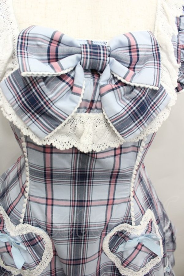 画像2: Angelic Pretty / Cute Heartジャンパースカート(タータン)  サックス I-26-02-13-097-AP-OP-SA-ZI (2)