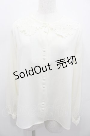 画像: F i.n.t / マーガレットカットワークブラウス F アイボリー I-26-02-13-011-CA-BL-TE-ZI