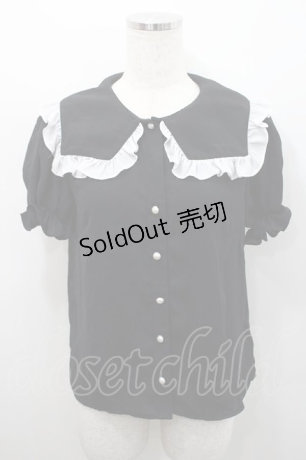 画像1: Jamie エーエヌケー / スクエアフリル襟半袖ブラウス  黒Ｘ白 I-26-02-15-049-LO-BL-SA-ZI (1)