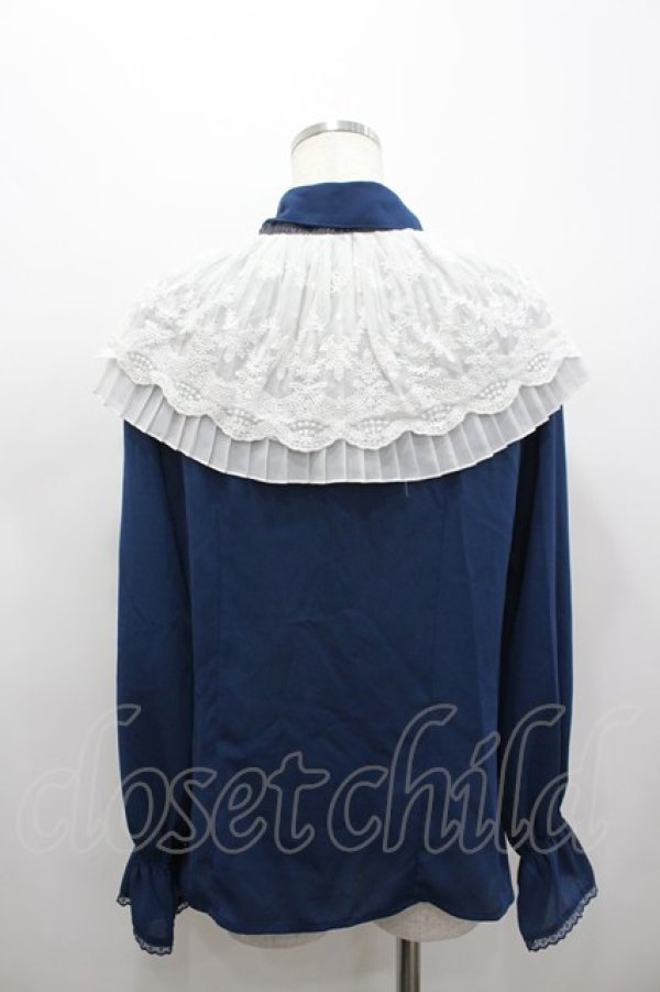 画像3: axes femme / ケープ風リボン付ブラウス  ネイビーＸ白 I-26-02-15-005-AX-BL-SA-ZI (3)