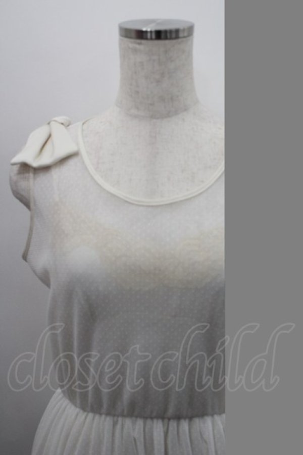 画像3: himitsu by syrup.(RoseMarie seoir) / 肩リボンドットノースリーブワンピース  白 I-26-02-15-059-LO-OP-SA-ZI (3)