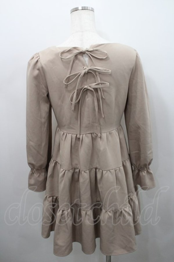 画像2: An MILLE / ウエスト切替段フリルスカート  ベージュ I-26-02-15-064-EL-OP-SA-ZI (2)