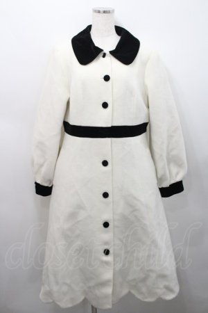 画像: Melody BasKet / モノトーンスカラップコート  白ｘ黒 I-26-02-15-097-LO-CO-SA-ZI