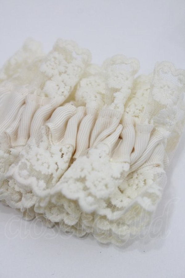 画像2: m petit by misako / AMフリル2Pシュシュ  アイボリー I-26-02-15-117-LO-ZA-SA-ZI (2)