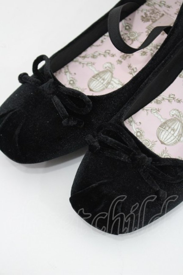 画像4: m petit by misako / NINA’Sコラボ ベロアパンプス LL 黒 I-26-02-15-125-LO-SH-HR-ZI (4)