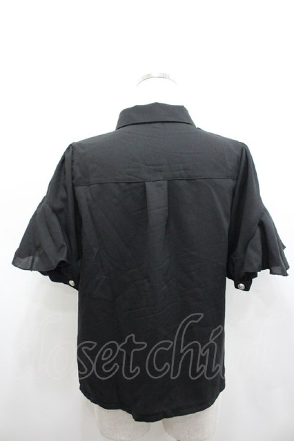 画像3: axes femme POETIQUE / タイ付ラッフルフリル半袖ブラウス  黒 I-26-02-15-002-AX-BL-HR-ZI (3)