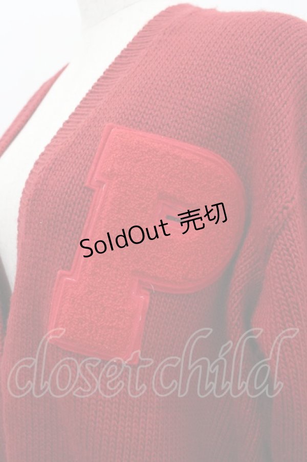 画像2: PINK HOUSE / ワッペン&肘パッチVネックニットカーディガン  レッド I-26-02-18-045-LO-TO-SA-ZI (2)