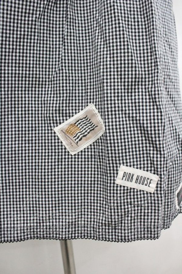 画像2: PINK HOUSE / ボーダー切替ワッペンワンピース  黒 I-26-02-18-060-LO-OP-SA-ZI (2)