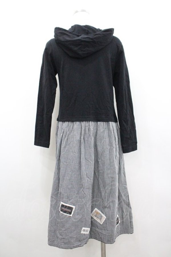 画像3: PINK HOUSE / ボーダー切替ワッペンワンピース  黒 I-26-02-18-060-LO-OP-SA-ZI (3)