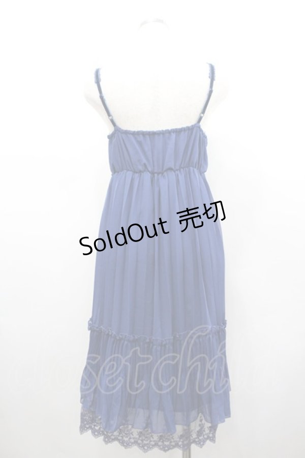 画像2: axes femme / プリーツシフォンキャミワンピース  青 I-26-02-18-066-AX-OP-SA-ZI (2)