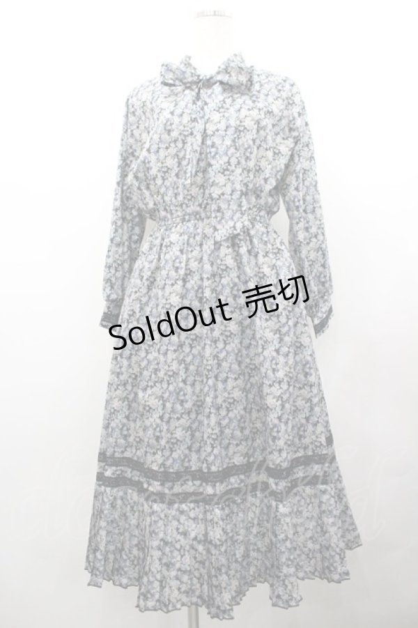 画像1: axes femme / 小花柄ボータイワンピース  ブラック I-26-02-18-067-AX-OP-SA-ZI (1)