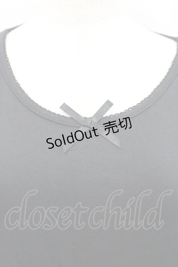 画像2: PINK HOUSE / 裾4段フリル長袖ワンピース  黒 I-26-02-18-019-LO-JA-SA-ZI (2)