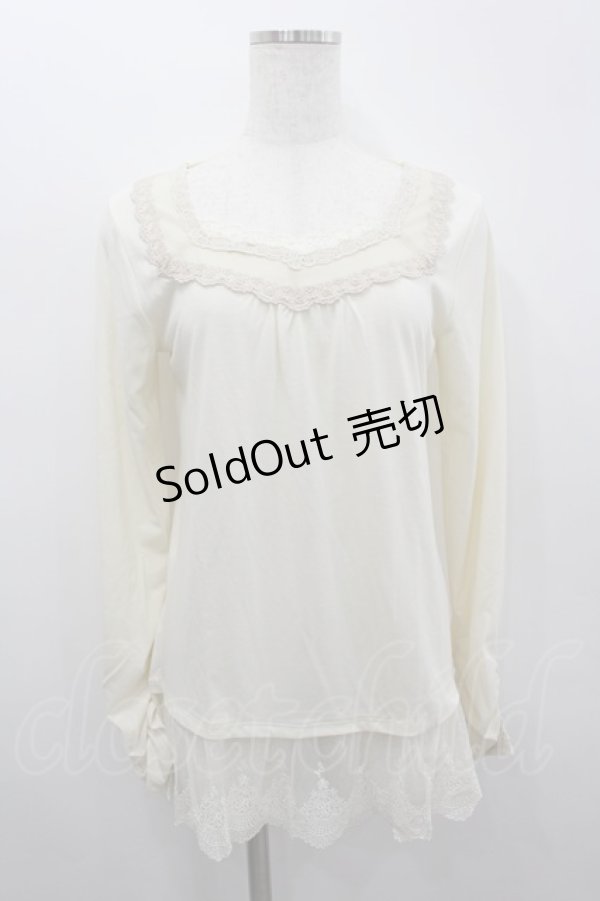 画像1: axes femme / 袖蝶モチーフインナーPO  生成り I-26-02-18-026-AX-TO-SA-ZI (1)