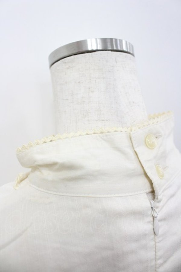 画像3: BPN / ブラウス&コルセット風ドッキングワンピース  アイボリーＸ黒 I-26-02-20-057-GO-OP-SA-ZI (3)