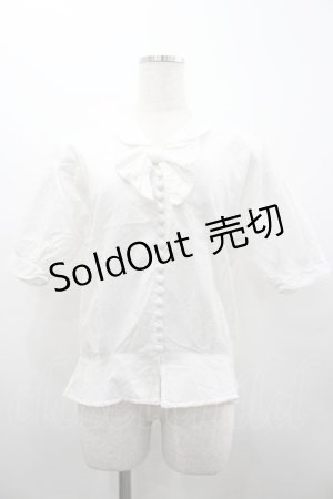 画像: PINK HOUSE / 胸元リボンストライプ刺繍半袖ブラウス  白 I-26-02-20-019-LO-BL-SA-ZI