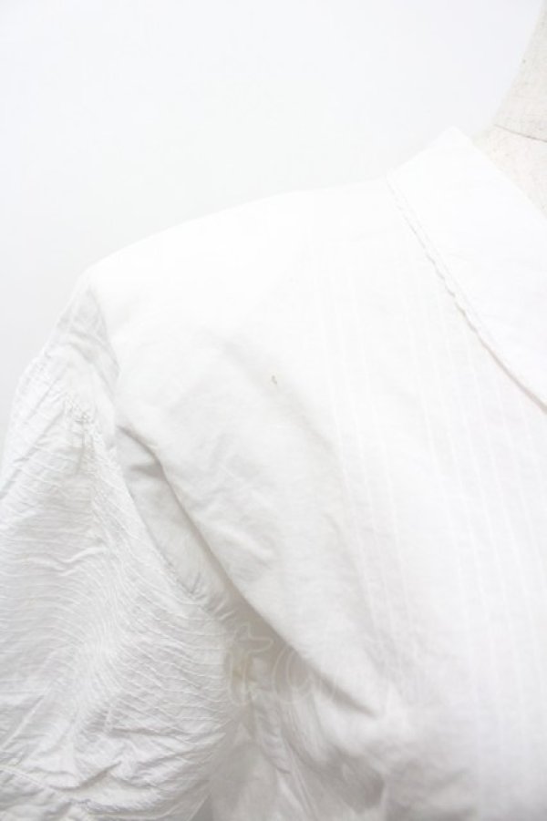 画像3: PINK HOUSE / 胸元リボンストライプ刺繍半袖ブラウス  白 I-26-02-20-019-LO-BL-SA-ZI (3)