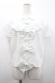 画像1: INGEBORG / 4つリボンケープ風半袖ブラウス  白 I-26-02-20-021-LO-BL-SA-ZI (1)