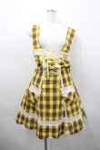 画像1: BABY,THE STARS SHINE BRIGHT / タータンチェック裾スカラップジャンパースカート  イエロー I-26-02-23-035-BA-OP-TE-ZI (1)