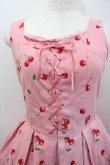 画像2: Emily Temple cute / チェリープリントジャンパースカート  ピンク I-26-02-23-042-ET-OP-TE-ZI (2)