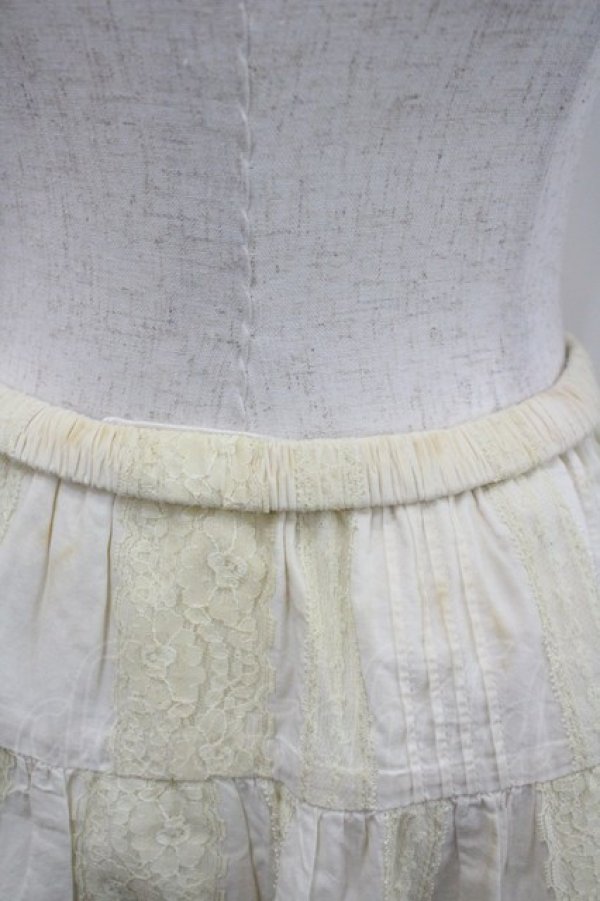 画像4: LIZ LISA / レース使いスカート F 生成り I-26-02-23-095-LO-BL-TE-ZI (4)